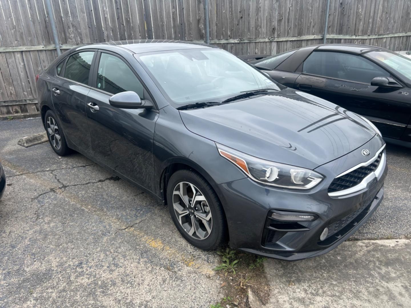 2021 Grey Kia Forte (3KPF24AD5ME) , located at 1687 Business 35 S, New Braunfels, TX, 78130, (830) 625-7159, 29.655487, -98.051491 - Photo#1